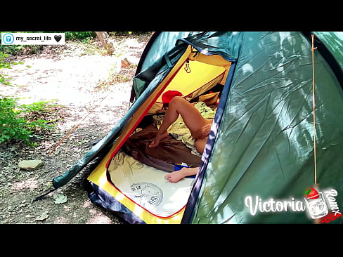 ❤️ Tented Stranger szenvedélyes kézimunkája a kamerában Pornó videó at hu.nomescriativos.top ❌